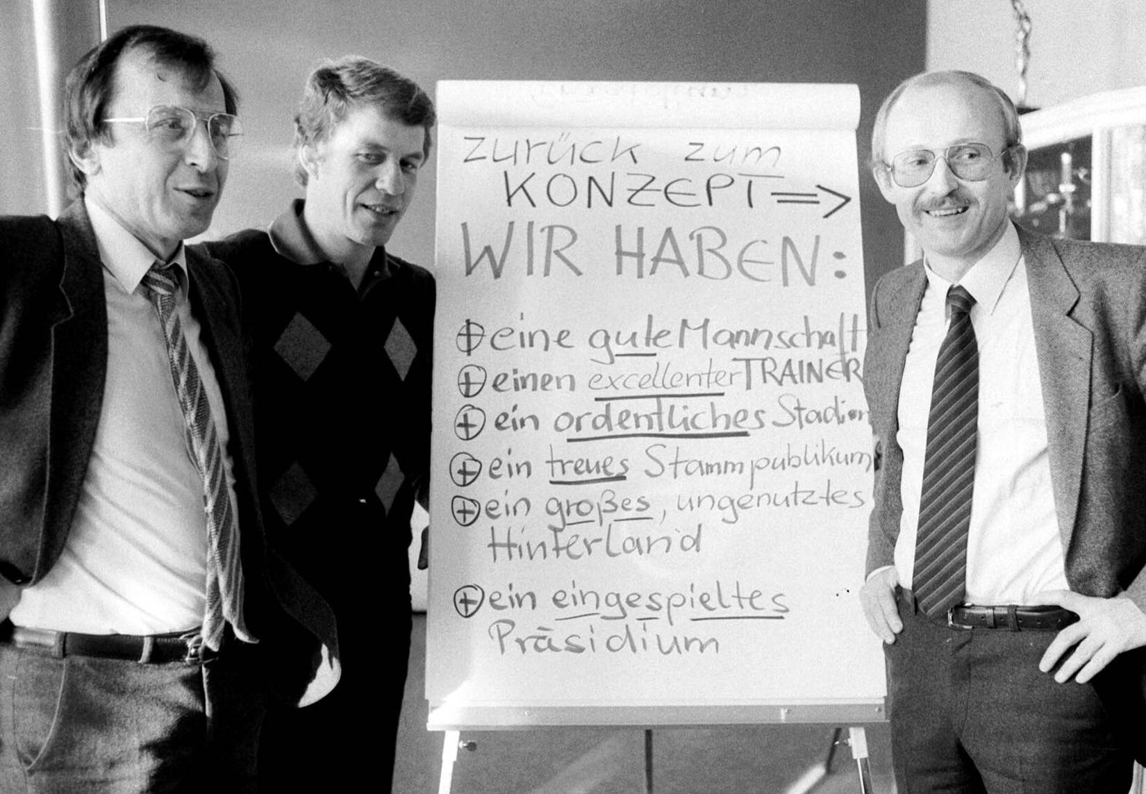 Das Erfolgstrio von Werder Bremen: Böhmert (l.), Rehhagel (m.) und Lemke (r.) im Jahr 1981. Foto: Imago Images